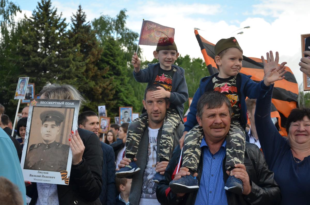 Усть-Лабинцы принимают участие в "Бессмертном полку" он-лайн