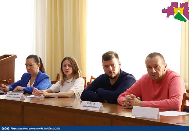 Станислав Гайнюченко совместно с Борисом Поликиным провели прием граждан. 